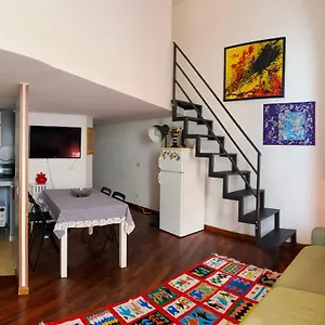 https://la-casa-delle-gemelle.it-romehotels.com