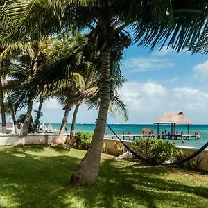https://bungalow-frente-al-mar.quintano-roohotels.com