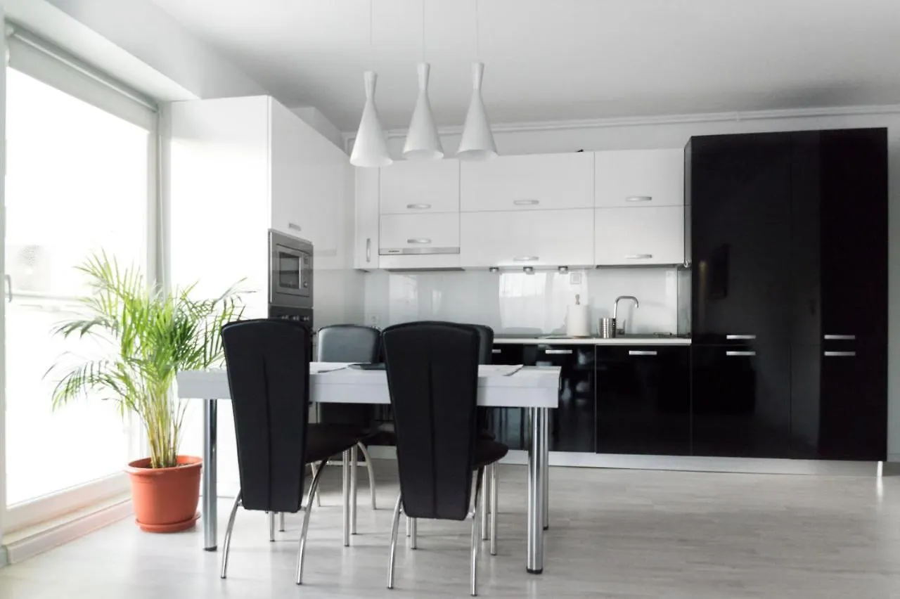 Airport Residence - Apartment Across From Otopeni Airport